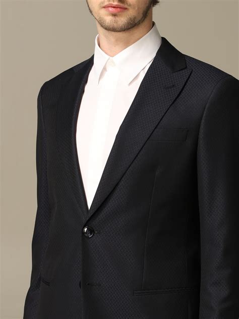 giorgio armani suits outlet.